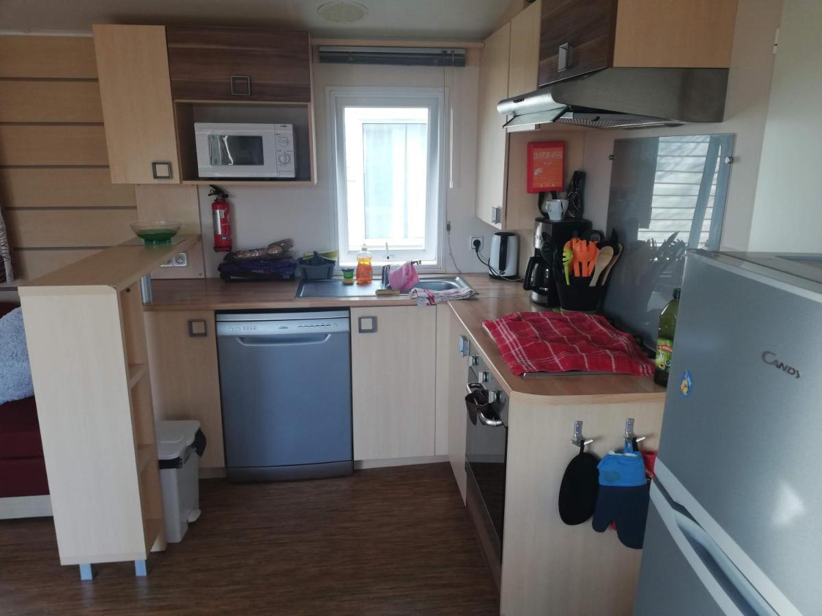 Grand Mobil Home 3Chbr 2Sdb Camping La Carabasse Vias Eksteriør bilde