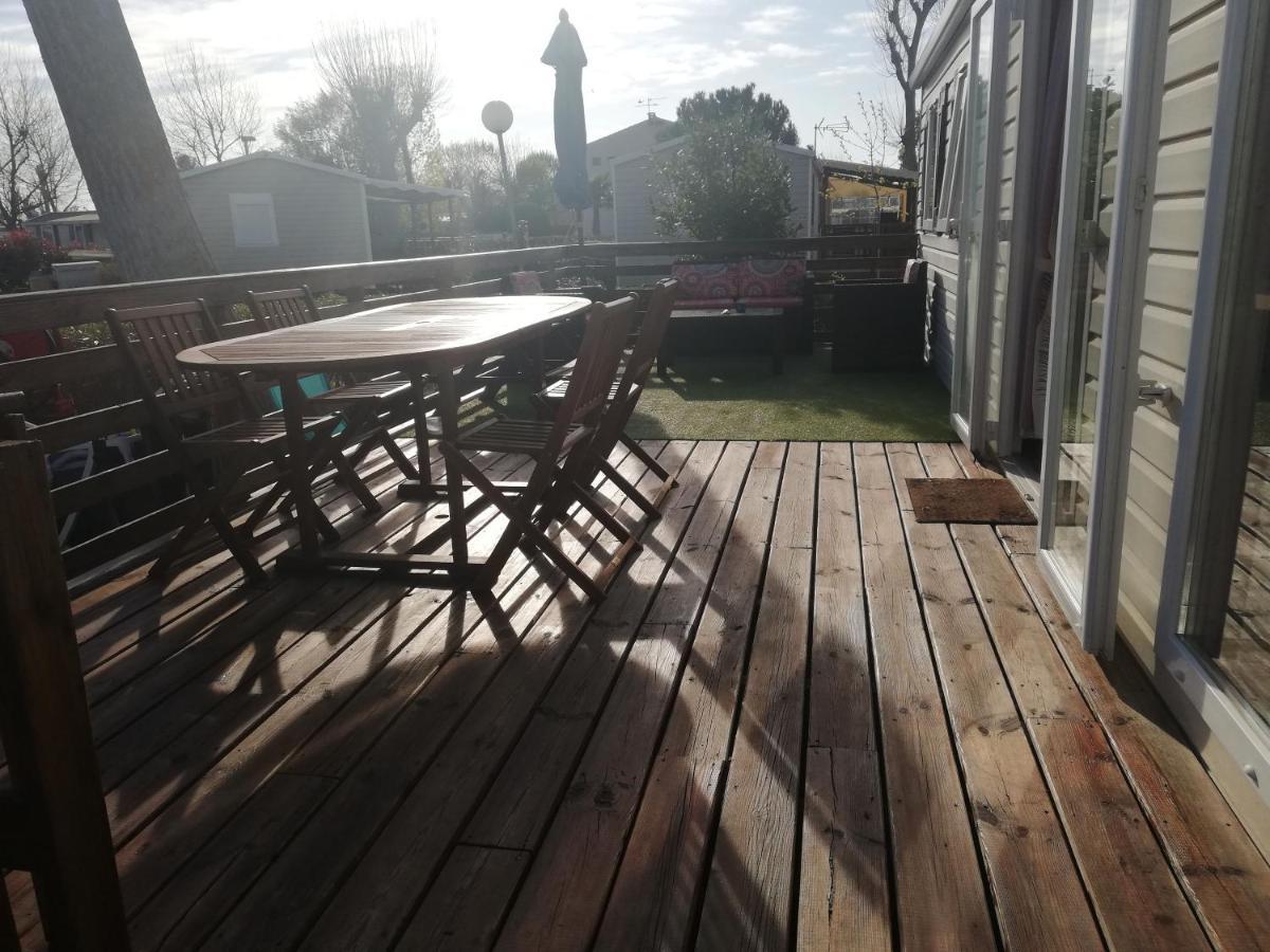 Grand Mobil Home 3Chbr 2Sdb Camping La Carabasse Vias Eksteriør bilde